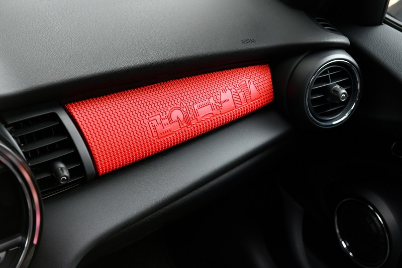 'Next level of individualization': MINI Yours Customised wins the German Innovation Award in Gold.
